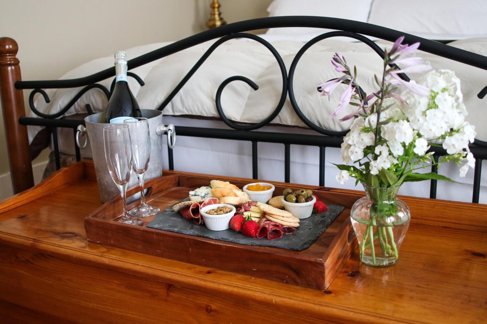 Fullerton Inn & Restaurant Chester Экстерьер фото